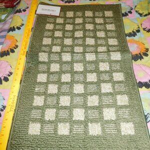 NEW PANORAMA OLEFIN ACCENT RUG GREEN/TAN BLOCKS 18 X 30 USA MADE
